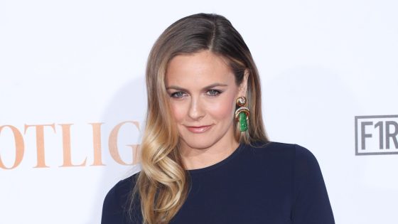 Alicia Silverstone says she is ‘alive and well’ after appearing to eat poisonous fruit | Ents & Arts News – MASHAHER