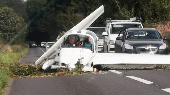 Light aircraft lands on main road in Gloucestershire | UK News – MASHAHER