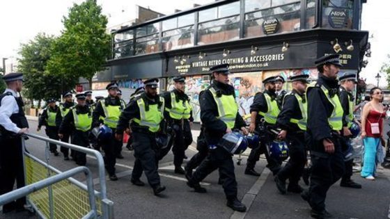 Man, 20, charged over stabbing of mother who was with her child at Notting Hill Carnival | UK News – MASHAHER