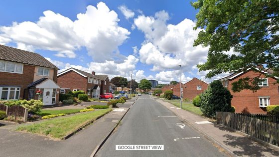 Murder investigation launched after boy, 13, stabbed to death in Oldbury | UK News – MASHAHER