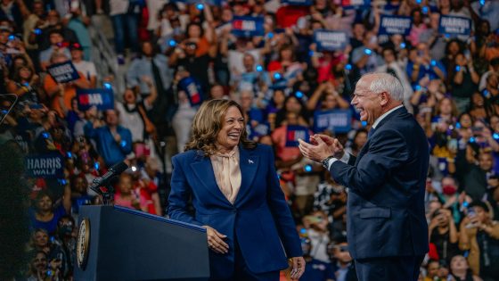 Kamala Harris united Democrats. Her campaign still has fractures. – MASHAHER