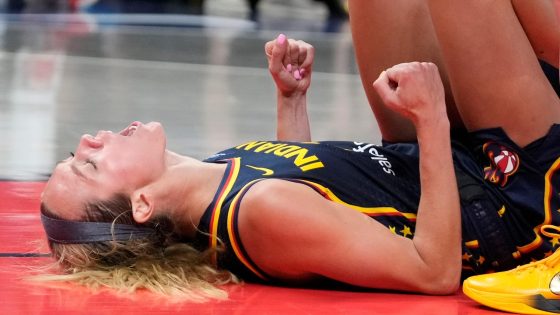 Caitlin Clark breaks WNBA rookie assists record as Fever beat Storm 92-75 – MASHAHER