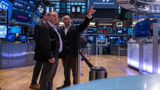 Stocks rise with jumbo Fed cut back on the table – MASHAHER