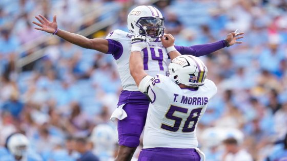 James Madison scores school-record 53 first-half points in 70-50 win at North Carolina – MASHAHER