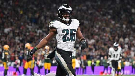 Saquon Barkley shines in Eagles debut victory over Packers in Brazil – MASHAHER