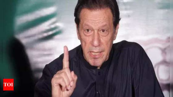 Imran Khan’s Pakistan Tehreek-e-Insaf claims police shelling at Islamabad rally, labels situation ‘undeclared martial law’ – MASHAHER