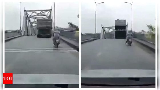 Typhoon Yagi’s wrath: Vietnam’s Phong Chau bridge crumbles into Red River, collapse caught on camera – MASHAHER