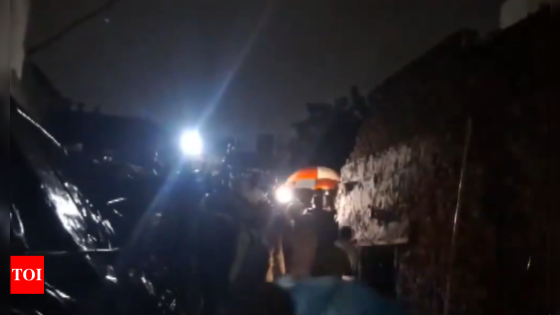 Building collapses in Meerut’s Zakir Colony, several feared trapped – MASHAHER