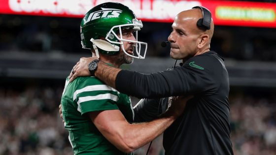 Aaron Rodgers, Robert Saleh laugh off denied hug as Jets roll – MASHAHER