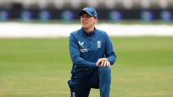 England captain Heather Knight issued suspended fine over 2012 blackface photo – MASHAHER