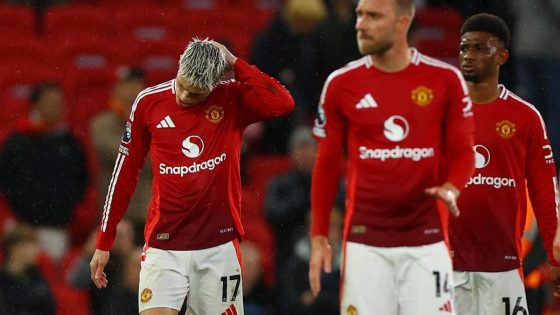 Premier League 2024-25: Man United loses 3-0 at home to Tottenham, Bruno Fernandes sees red – MASHAHER