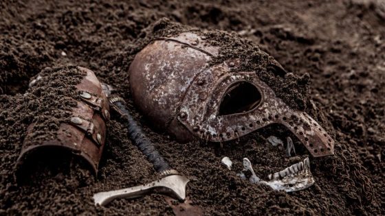 Archaeologists Thought They Found Wires Buried on a Farm. It Was Actually Viking Treasure. – MASHAHER