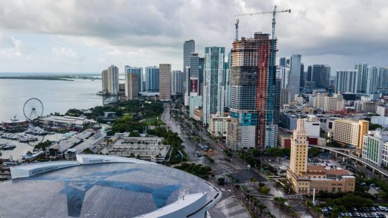 Want a job in Miami that pays at least $100,000 a year? The city has these openings – MASHAHER