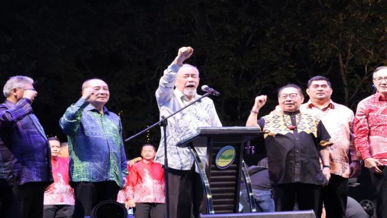 Patriotic tunes unite thousands on Sabah Day – MASHAHER