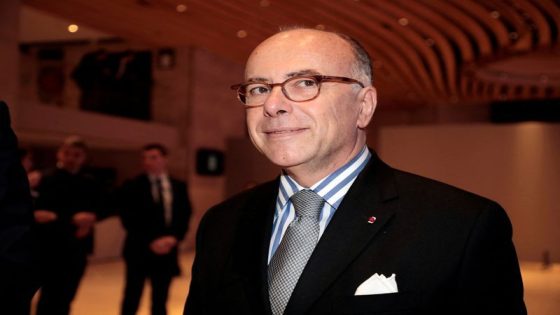 France’s Macron to meet ex-Socialist Cazeneuve amid prime minister search – MASHAHER