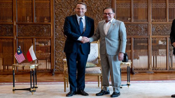 PM Anwar optimistic that Sikorski’s visit will strengthen Malaysia-Poland cooperation – MASHAHER