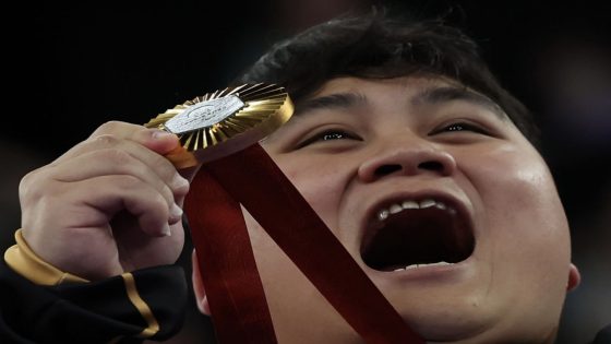 You’ve made us proud by winning Malaysia’s second gold, Dr Wee tells Bonnie – MASHAHER