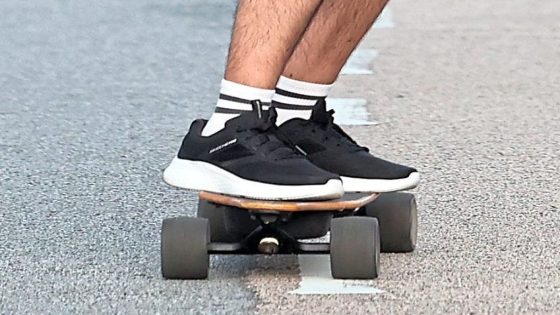 QuickCheck: Was a man skateboarding on a busy Penang road? – MASHAHER