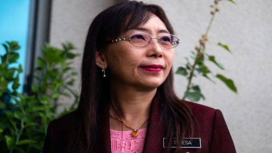 Teresa Kok arrives at Bukit Aman for statement on Halal certification comment – MASHAHER