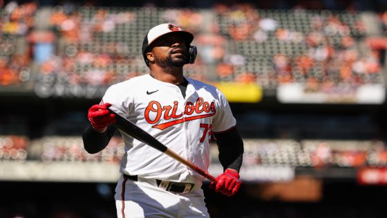 Orioles demote trade deadline pickup Eloy Jiménez to minors, get Ryan Mountcastle back from IL – MASHAHER