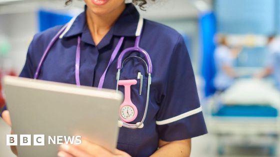 Nurses in England reject offer of 5.5% pay rise – MASHAHER