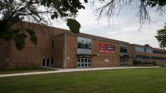 Four teens arrested after fight at Rockford high school – MASHAHER