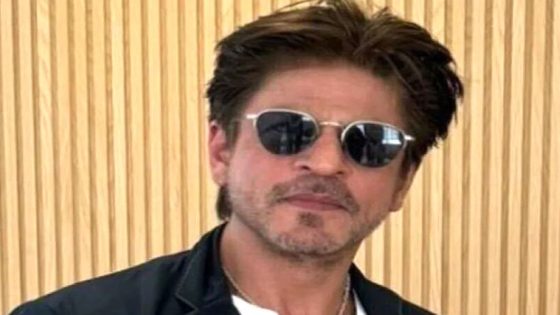 Shah Rukh Khan stuns fans with fresh look at IIFA Awards 2024 in Abu Dhabi 2024 : Bollywood News – MASHAHER