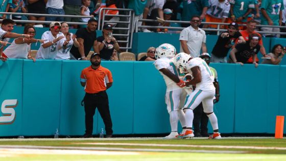 ‘What if I wasn’t Tyreek Hill?’ Dolphins star handcuffed after traffic stop outside stadium – MASHAHER