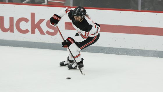 Opening Week Causes Big Shifts To NCAA Women’s Hockey Rankings – MASHAHER