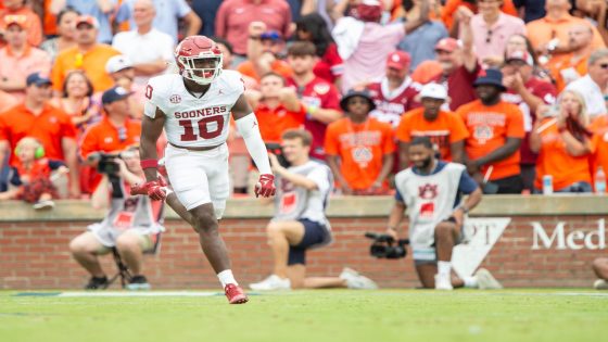 No. 21 Oklahoma gets pick 6 from Kip Lewis to finish comeback win over Auburn, 27–21 – MASHAHER