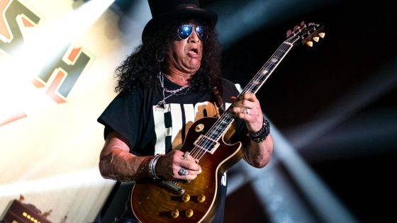 Slash says you don’t need to spend a fortune to get a guitar that’s “as good as you’ll ever need” – MASHAHER