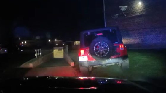 Jeep Wrangler Goes Off-Road Running From Police – MASHAHER