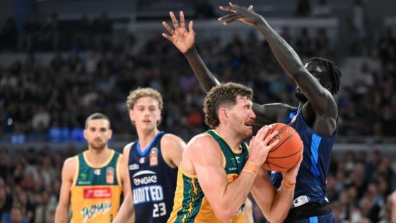 Perth in the box seat to keep NBL’s HoopsFest – MASHAHER