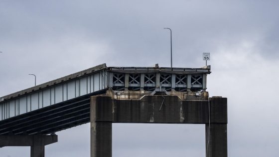 Road work inspector who leaped to safety during Baltimore bridge collapse to file claim – MASHAHER