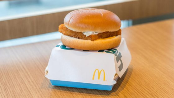 Here’s What Type Of Fish Is In Your McDonald’s Filet-O-Fish Sandwich – MASHAHER