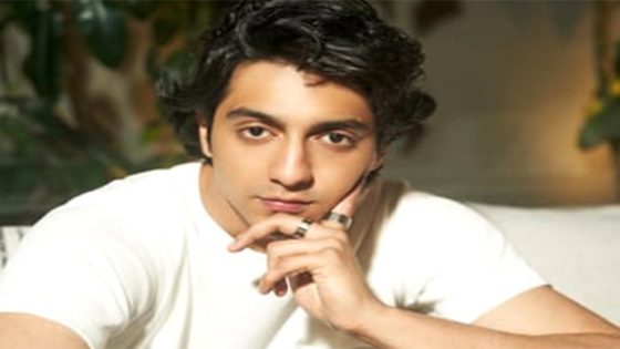 Ahaan Panday’s debut kept under wrap as family hides his reaction from vlog, reveals he’s off social because of film preparation : Bollywood News – MASHAHER