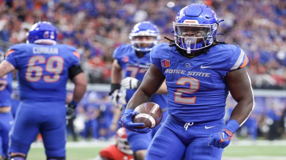 Boise State’s Ashton Jeanty erupts for 6 touchdowns to beat Georgia Southern, keep playoff quest alive – MASHAHER