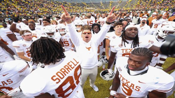 Bigger in the Big House: Texas shows it’s a contender once again with beatdown of defending champion Michigan – MASHAHER