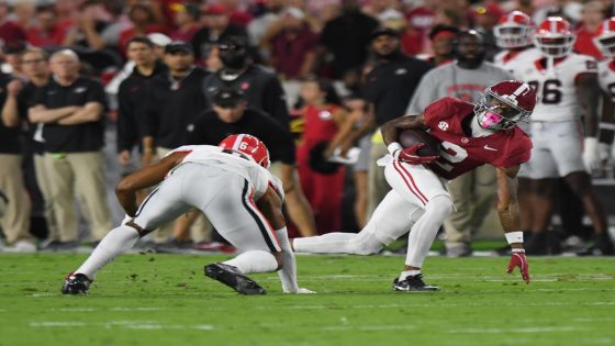 Freshman WR Ryan Williams’ incredible TD go-ahead TD catch gives No. 4 Alabama a 41-34 win over No. 2 Georgia – MASHAHER