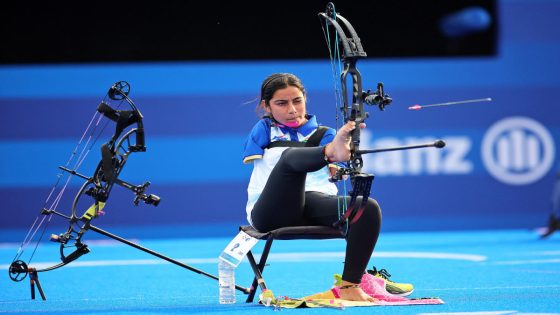 Archer Sheetal Devi’s perfect bull’s-eye at the Paralympics goes viral: ‘Poetry in motion’ – MASHAHER