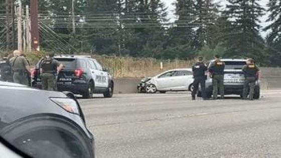 Everett shooting suspect dead following police pursuit and crash on I-5 – MASHAHER