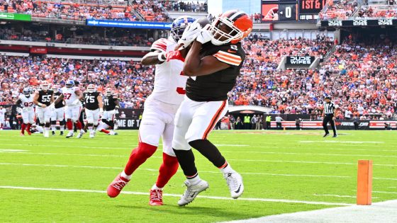 Giants turn over ball, give up TD in first 11 seconds vs. Browns – MASHAHER