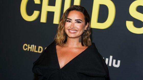 Demi Lovato, JoJo Siwa, Alyson Stoner, Raven-Symoné on ‘Child Star’ Doc – MASHAHER