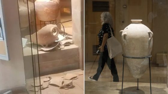 Bronze Age jar smashed by 4-year-old boy back on display at Israeli museum – MASHAHER