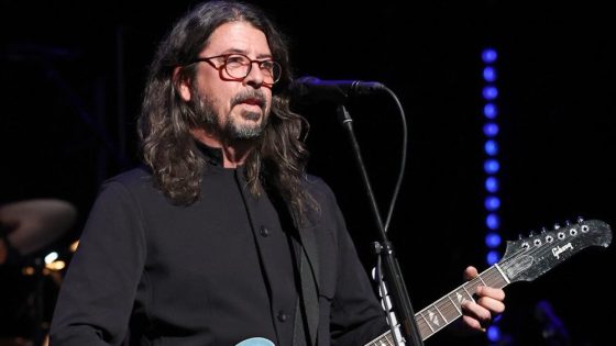 Foo Fighters Cancel Soundside Music Festival Show After Dave Grohl Apology – MASHAHER