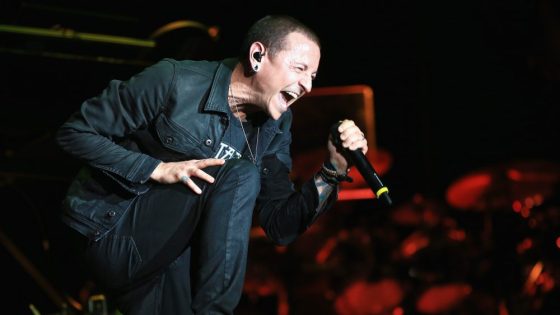 Chester Bennington’s Mom Says ‘I Feel Betrayed’ by Linkin Park – MASHAHER