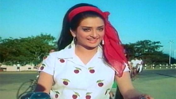 Saira Banu reveals she is ‘thrilled’ about Padosan re-releasing in theatres; says, “It is a cherished piece of cinematic history” : Bollywood News – MASHAHER