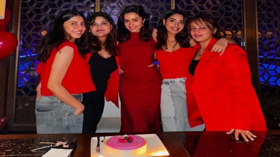 Shraddha Kapoor celebrates the success of Stree 2 with her ‘Strees in the house’ 2 : Bollywood News – MASHAHER