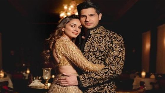 Sidharth Malhotra buys Range Rover worth Rs. 3 crores; takes Kiara Advani on a ride in new luxury car : Bollywood News – MASHAHER