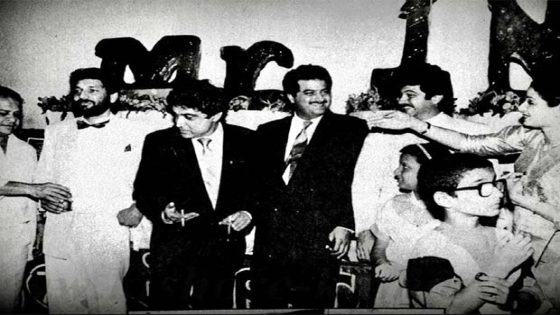 Throwback Thursday: Boney Kapoor shares ‘ICONIC’ photo of late wife Sridevi, brother Anil Kapoor, Shekhar Kapur, and Javed Akhtar in one frame from Mr. India premiere : Bollywood News – MASHAHER